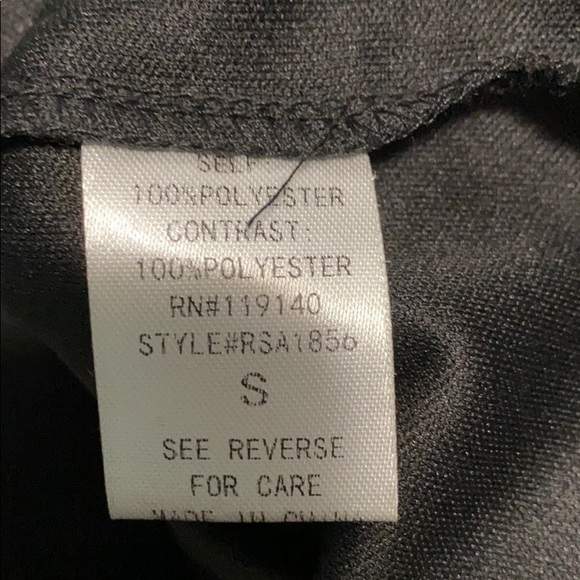 Cute black romper NWOT - Picture 4 of 4